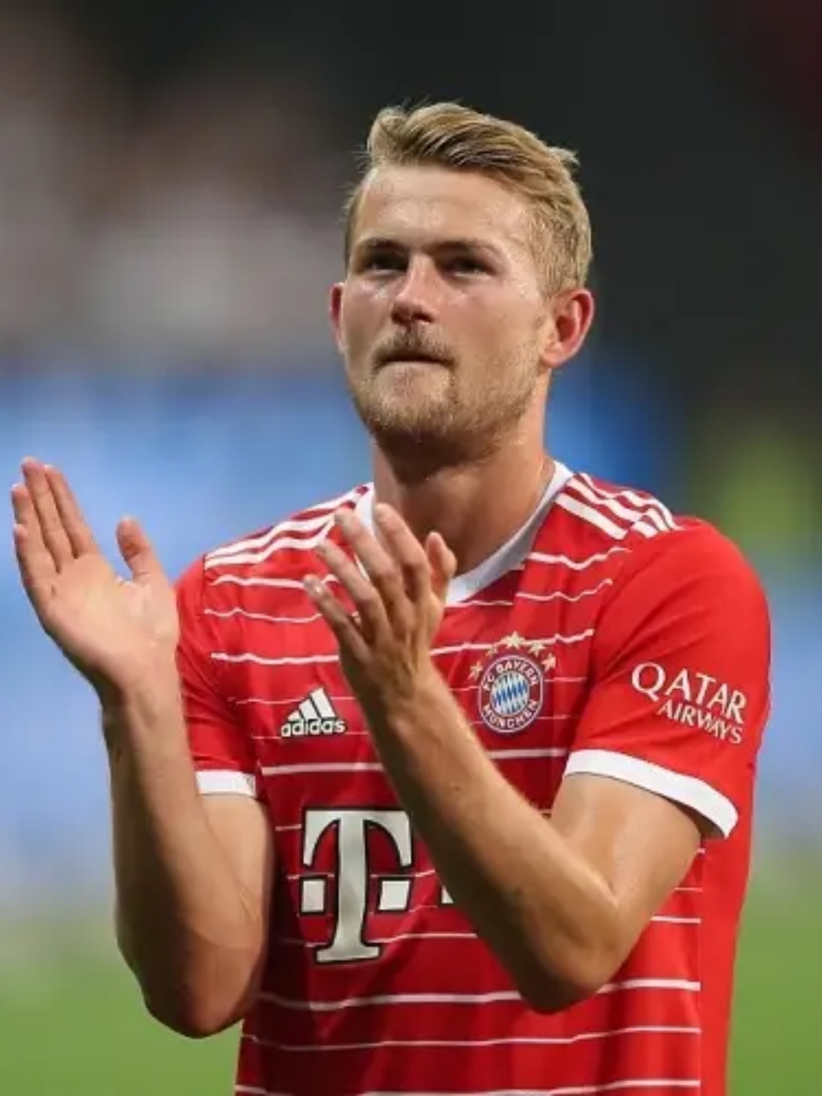 爱游戏APP下载拜仁核心球员被曝转会传闻，引球迷热议，环境为什.